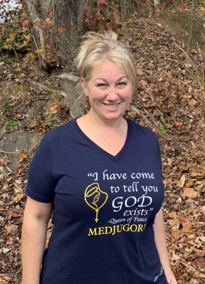 Medjugorje "God exists" V-neck T-shirt